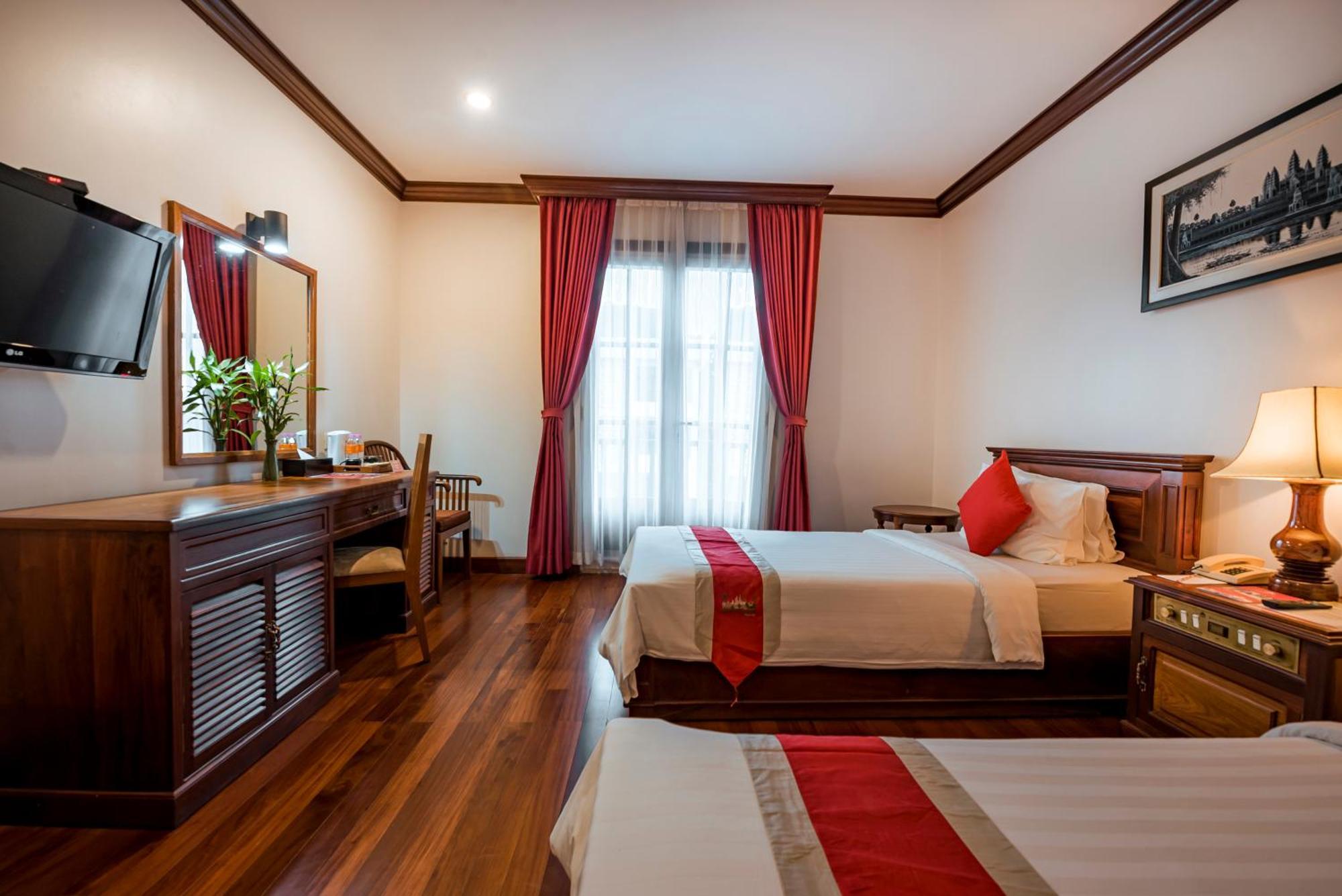 The Suite By Royal Crown Hotel Siem Reap Zewnętrze zdjęcie