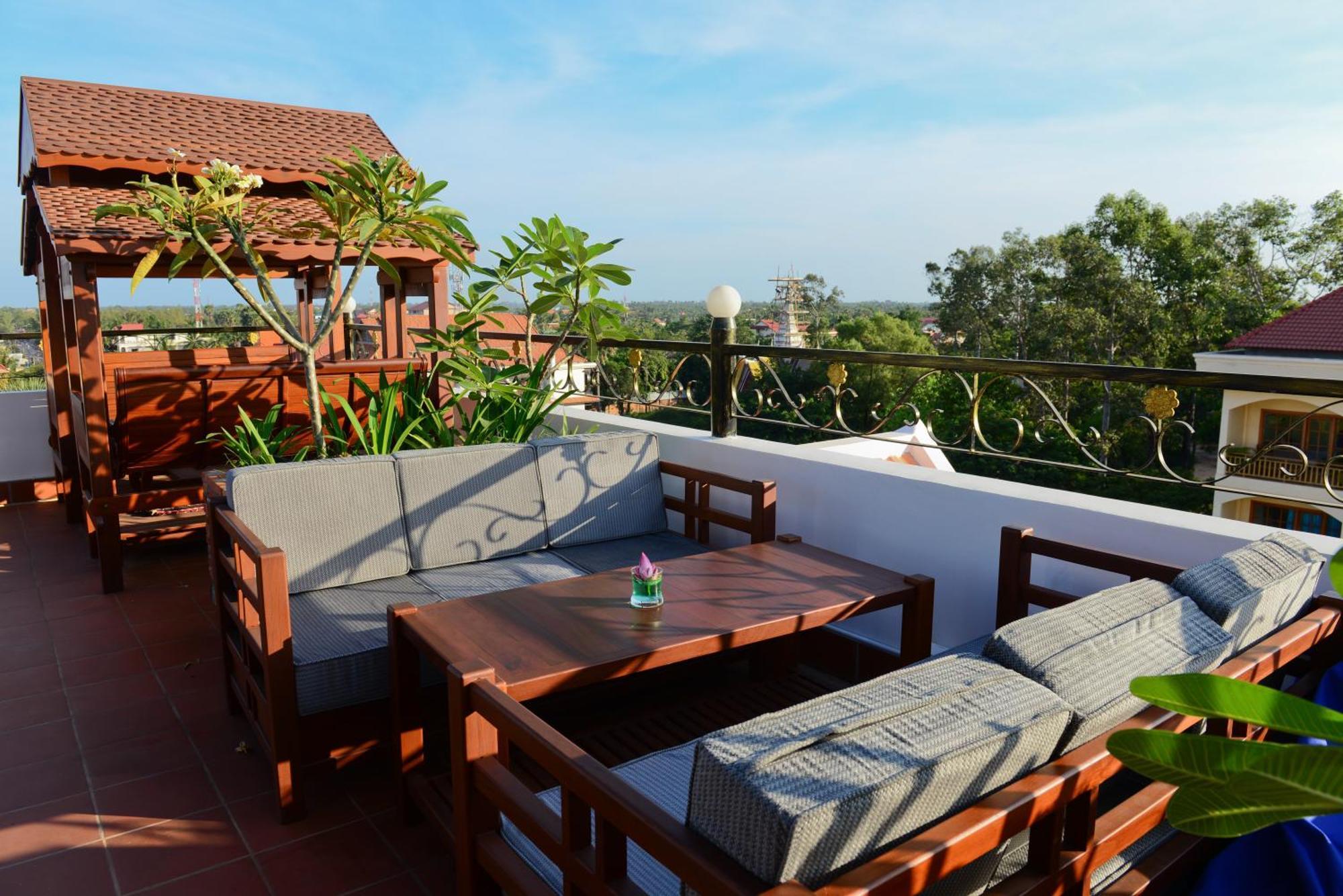 The Suite By Royal Crown Hotel Siem Reap Zewnętrze zdjęcie